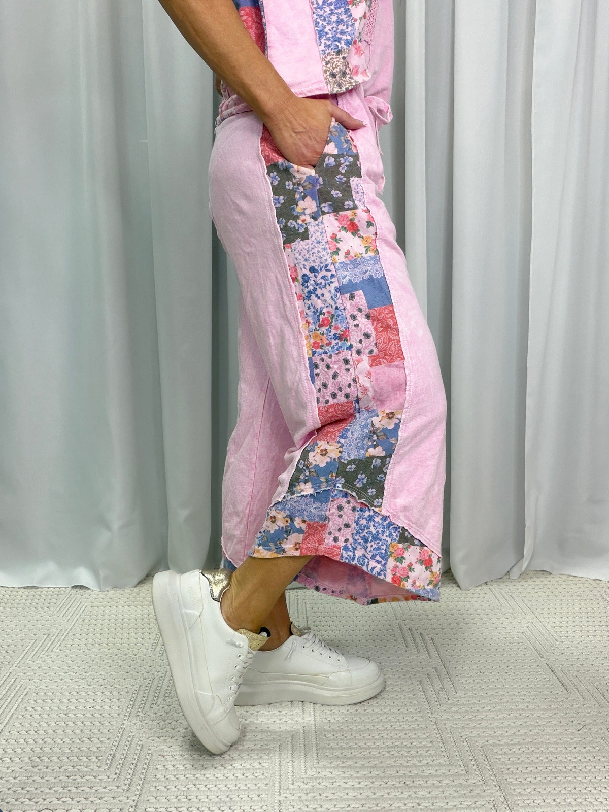 The Night Will Go On Spring Bandana Cropped Pants In 4 Colors