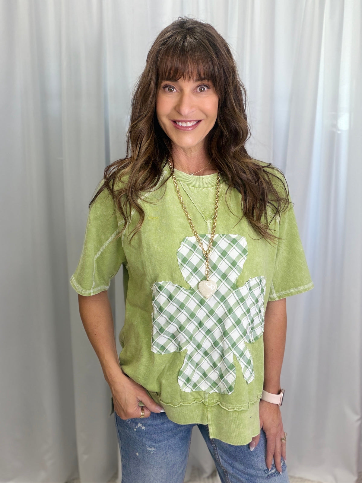 Mineral Washed Feelin Lucky T-Shirt In Apple Green