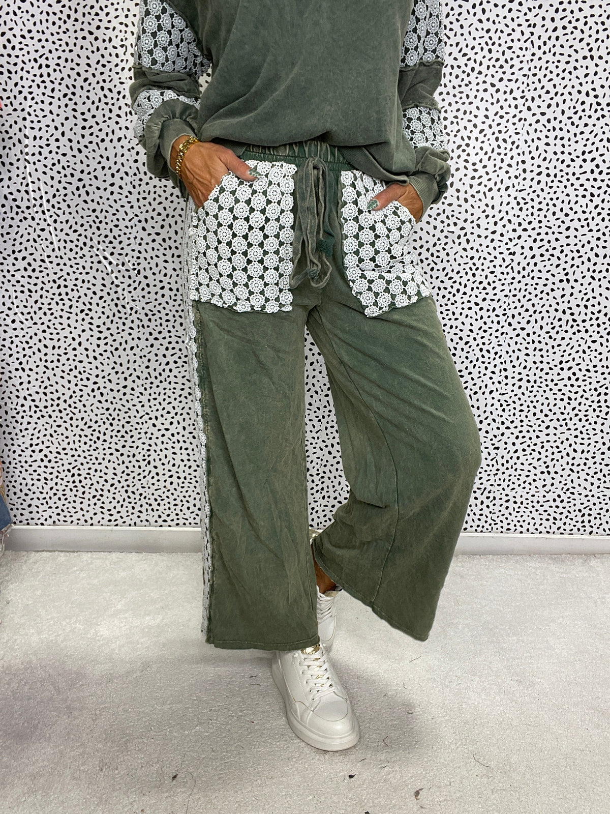 Mineral Wash Floral Daisy Trim Pants In 6 Colors