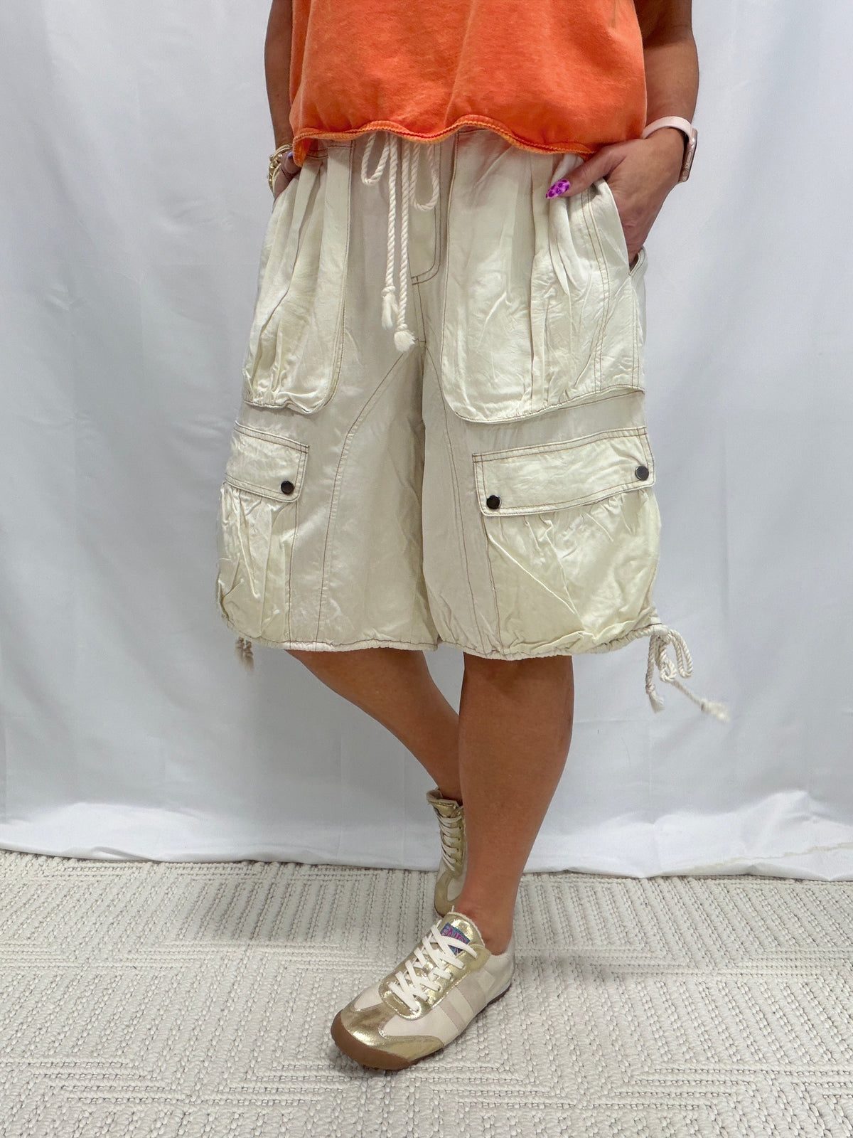 Oli & Hali All Your Adventures Mid-Rise Cargo Shorts In 2 Colors