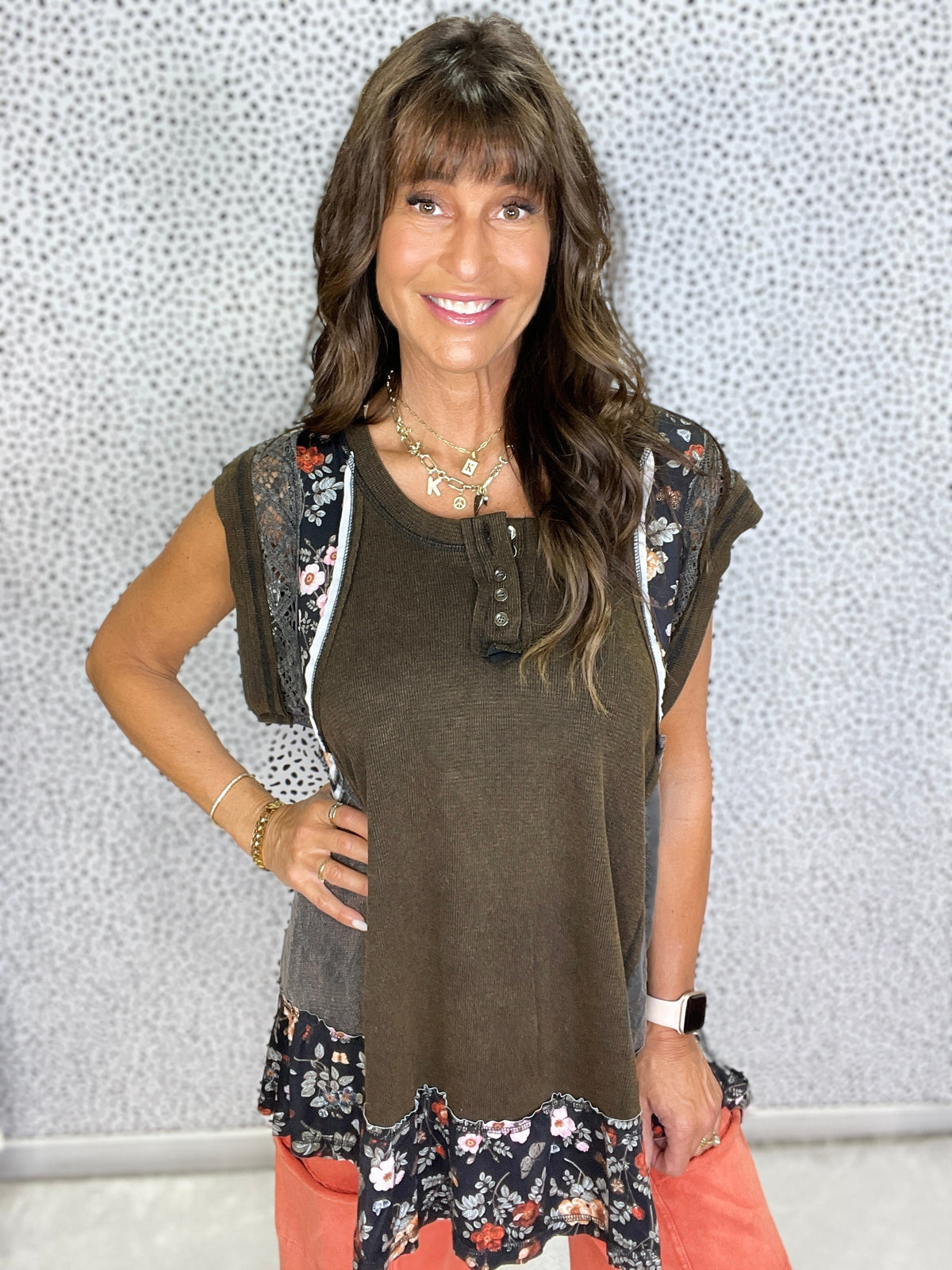 POL Rosey Radiance Round Neck Sleeveless Tunic Top *Final Sale*
