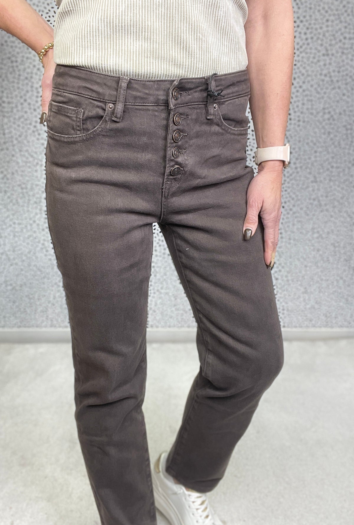Mica Mandi High Rise Straight Leg Pants 024 In Brown
