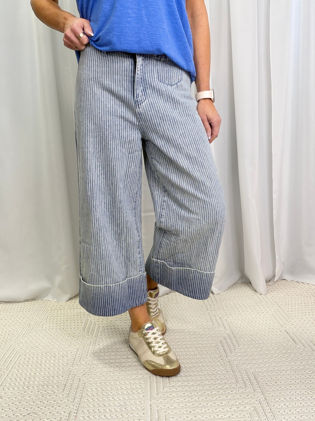 Striped Wide Leg Capri Pants In Washed Denim