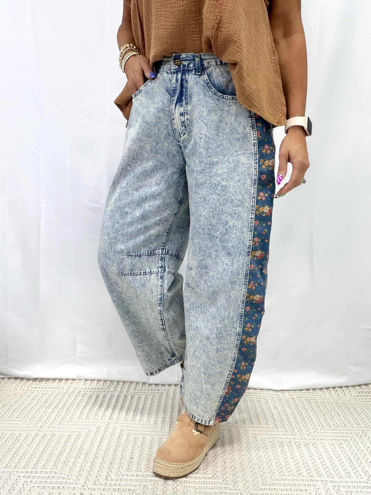 POL Contrast Stitch Floral Dart Pants In Denim *Final Sale*