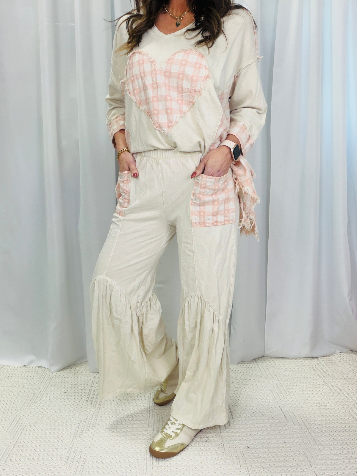 Rooftop Patio Heart Pocket Wide Flare Pants In 3 Colors