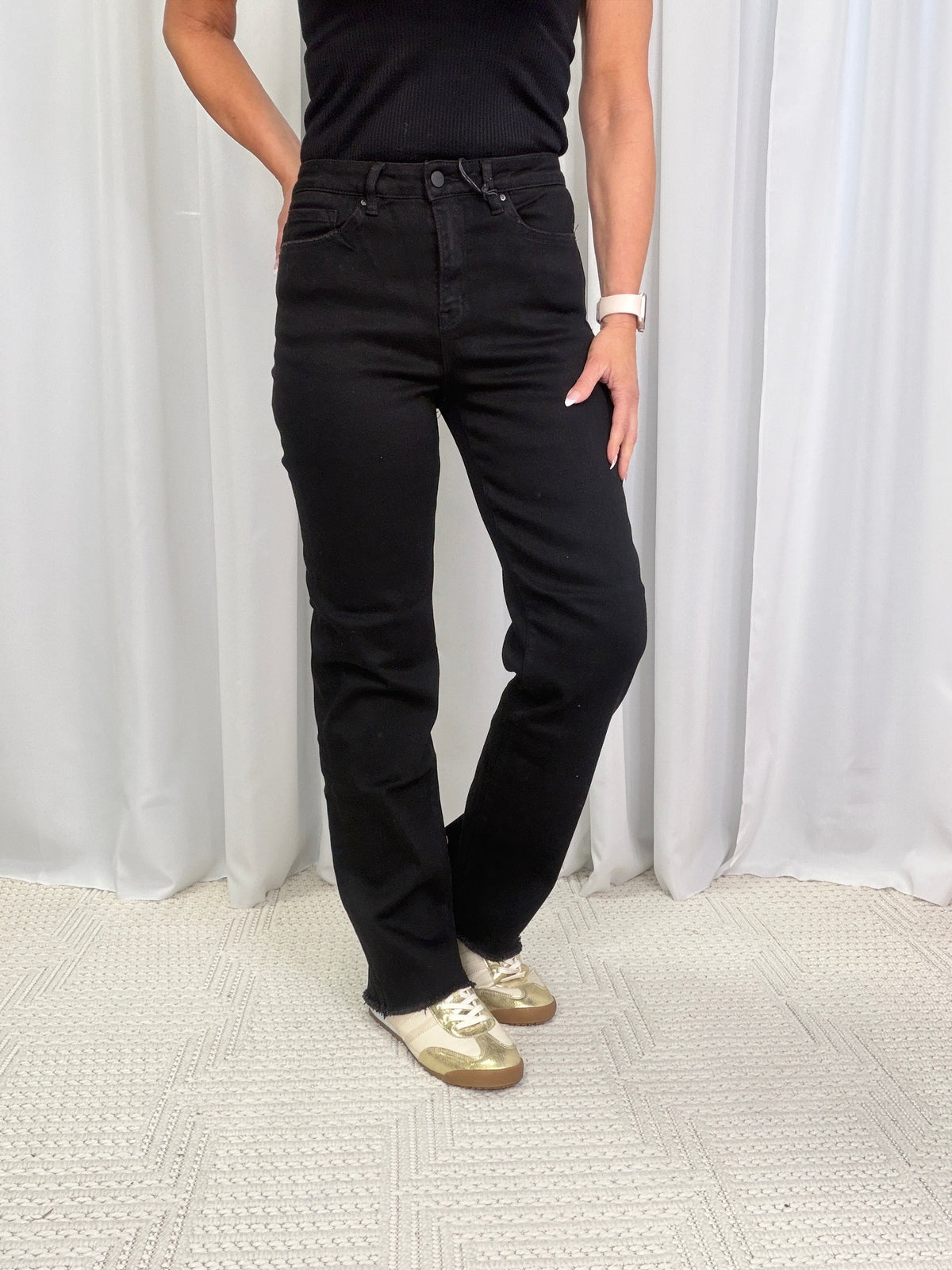 Mica Rylie High Rise With Raw Hem Jeans 251 In Black