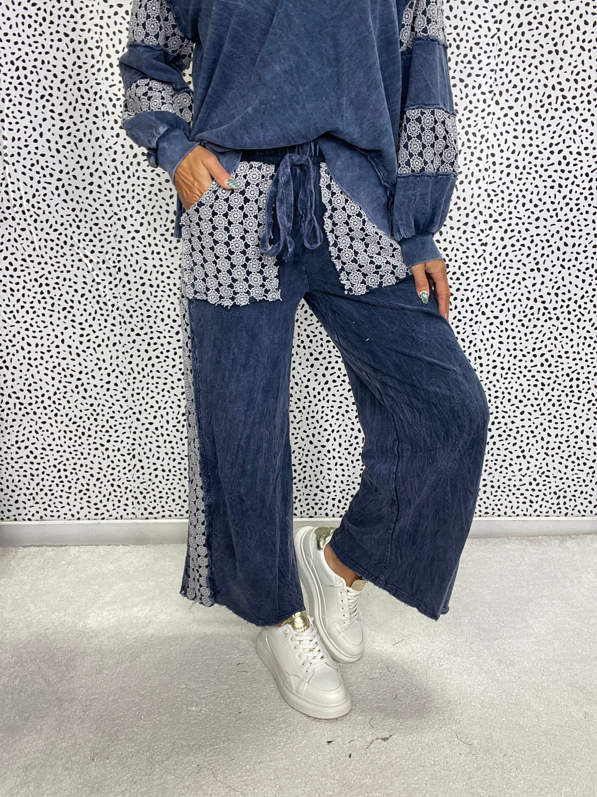 Mineral Wash Floral Daisy Trim Pants In 6 Colors
