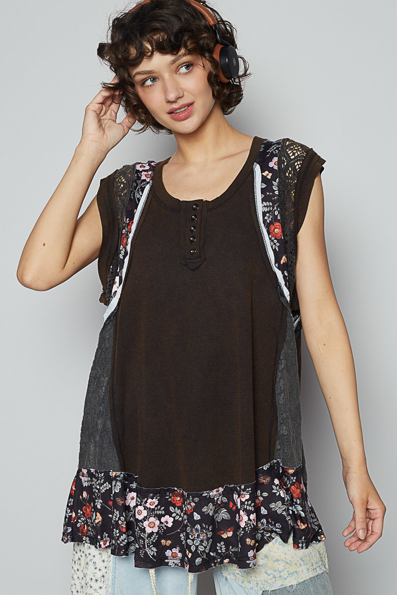 POL Rosey Radiance Round Neck Sleeveless Tunic Top *Final Sale*