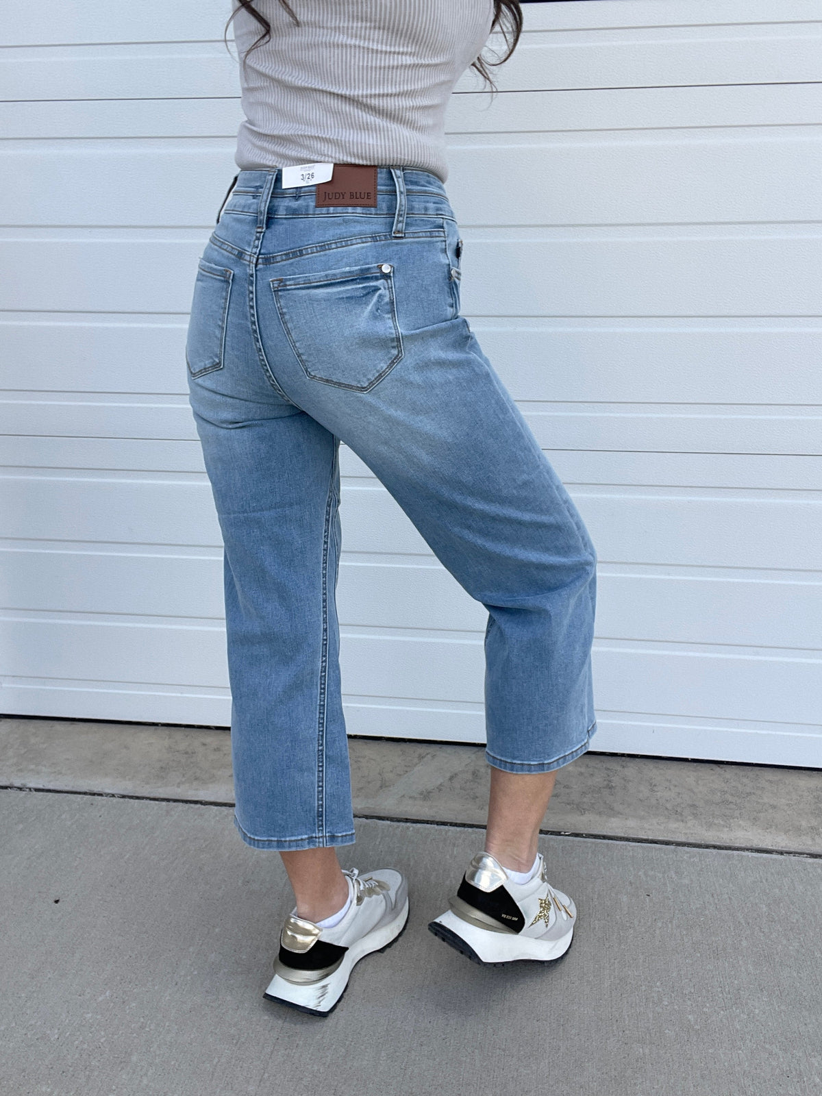 Judy Blue Sadie Double Button Wide Leg Crop 616