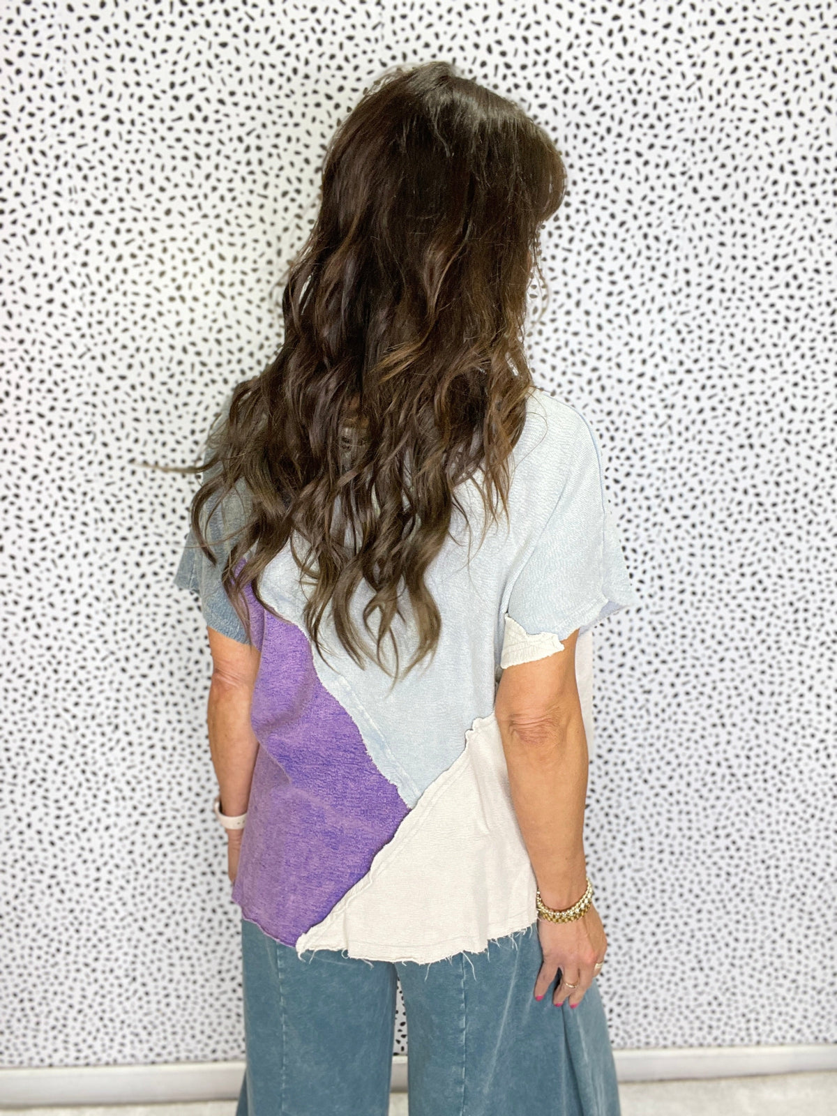 Oli & Hali Serene Escape Washed V-Neck Top In 2 Colors *Final Sale*