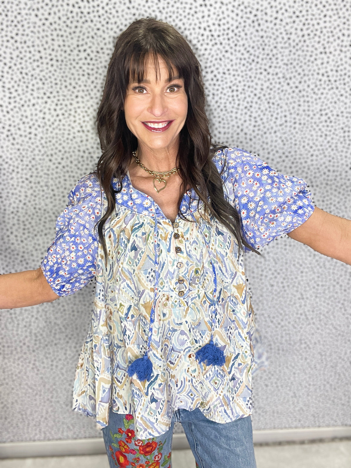 Oli & Hali Wildflower Breeze Puff Short Sleeve Top In 2 Colors