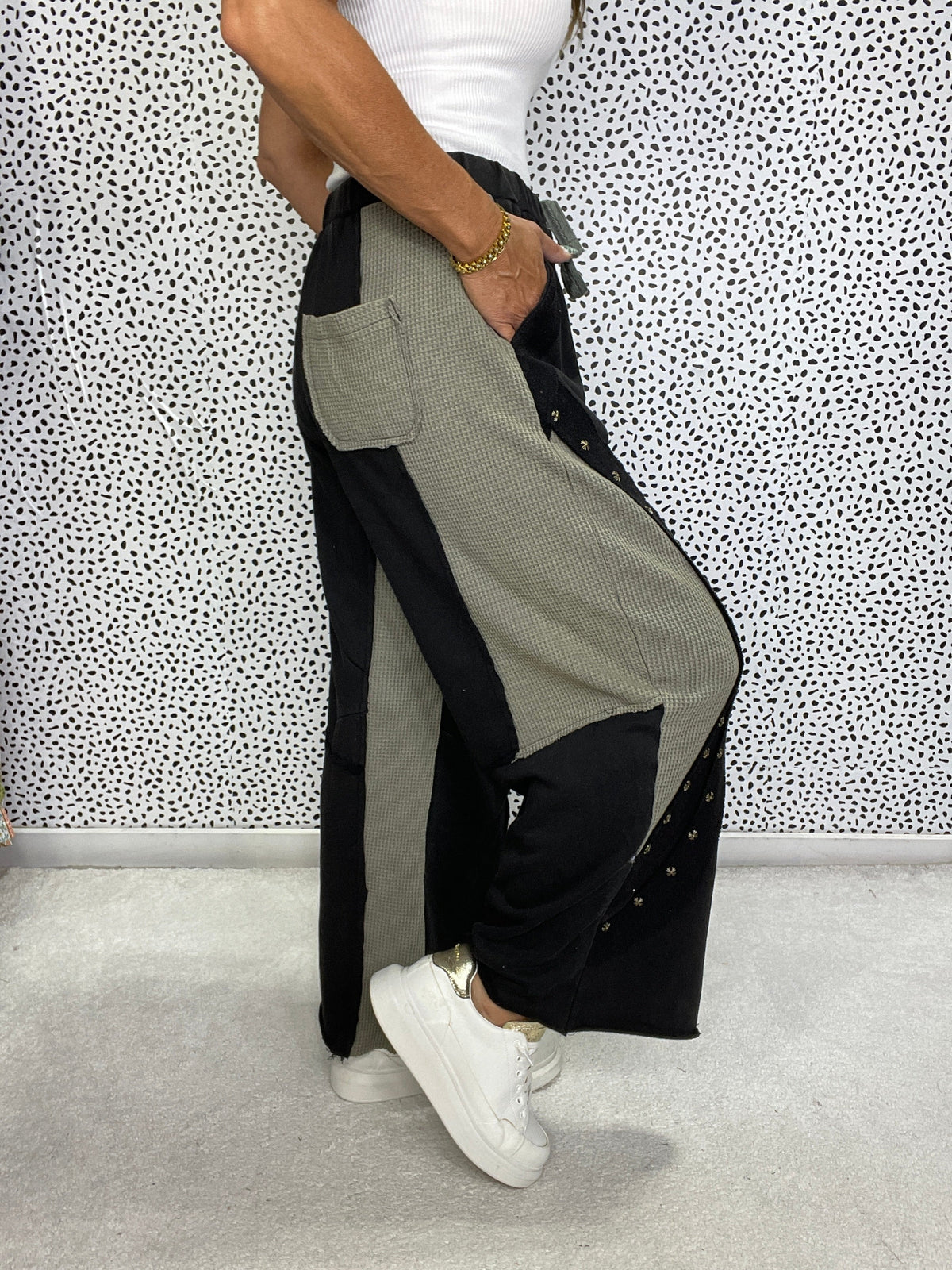POL Hot Take Wide Fit Pants In Black