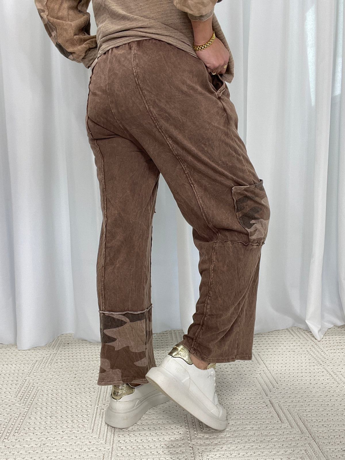 Enjoy Your Day Camo Patch Pants In 4 Colors