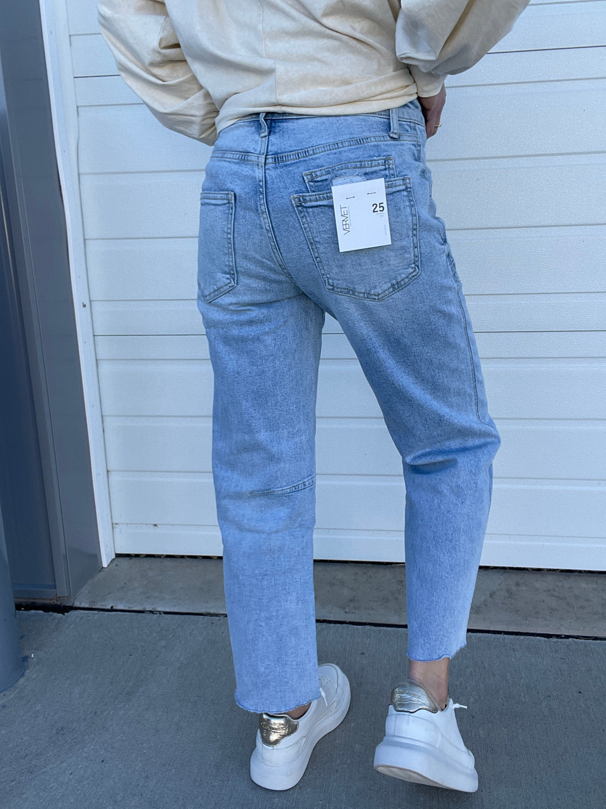 Vervet Kami Super High Rise Barrel Jeans 575 In Heroine
