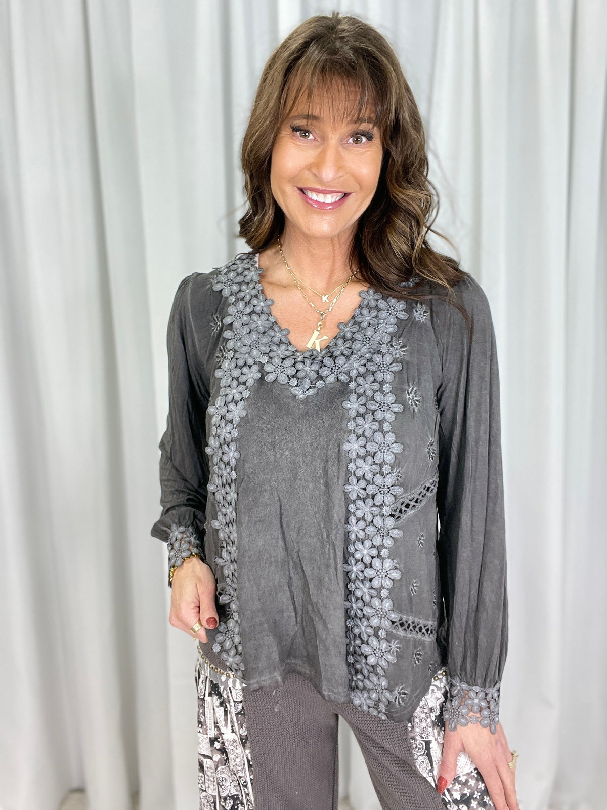 POL Cheerful Greeting V-Neck Long Sleeve Top In 2 Colors *Final Sale*