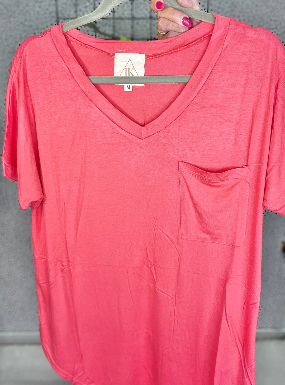 Celeb Boyfriend Fit Buttery Soft Pocket Round Hem Basic Top In 6 Colors