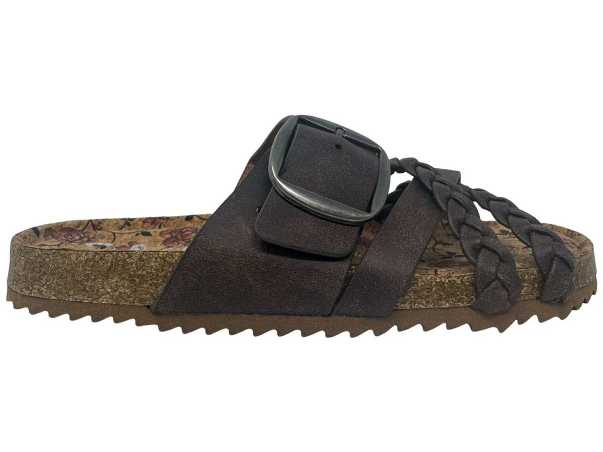 Very G Nora Braided Buckle Sandals In Chocolate