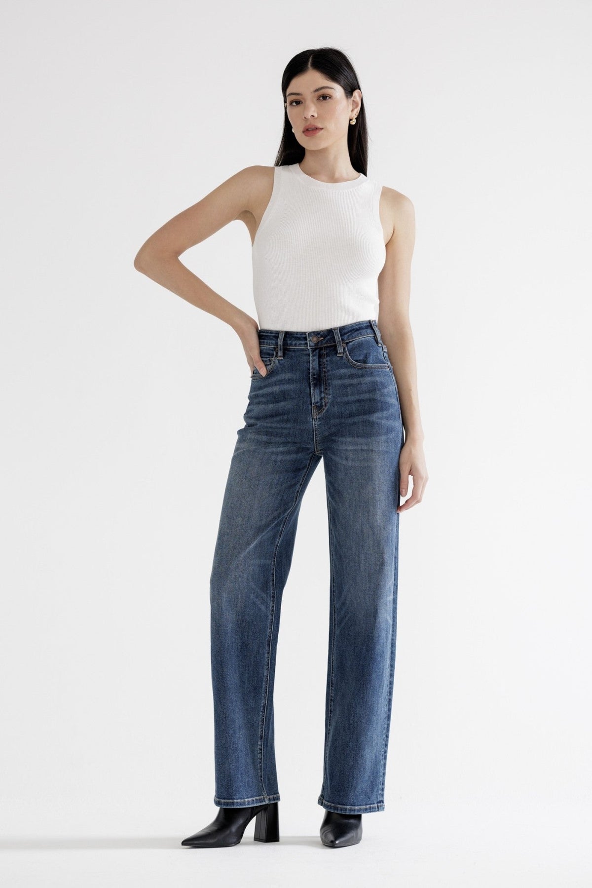 Mica Alexa Super High Straight Leg Loose Fit Jeans 214 In Blue