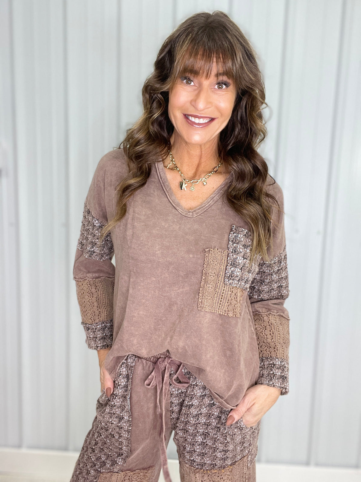 Lace Whisper Pocket Top In 2 Colors