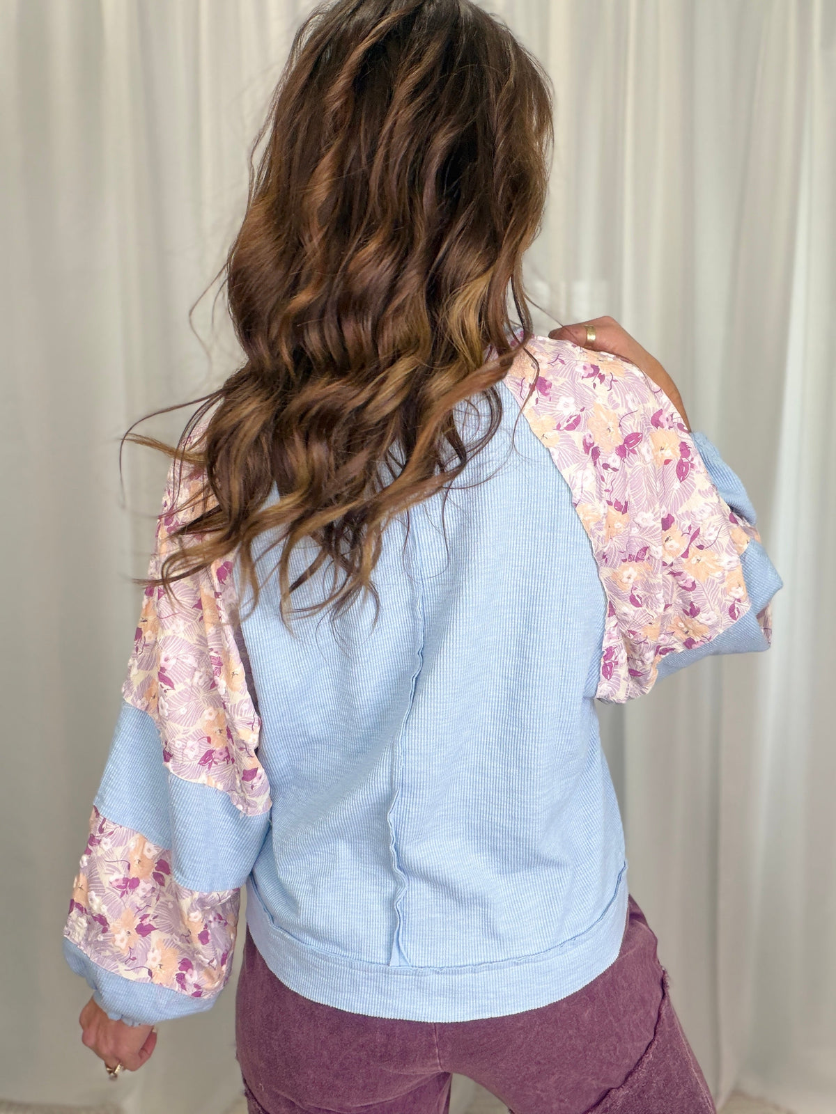 Pol Bloomline Crewneck in 2 Colors