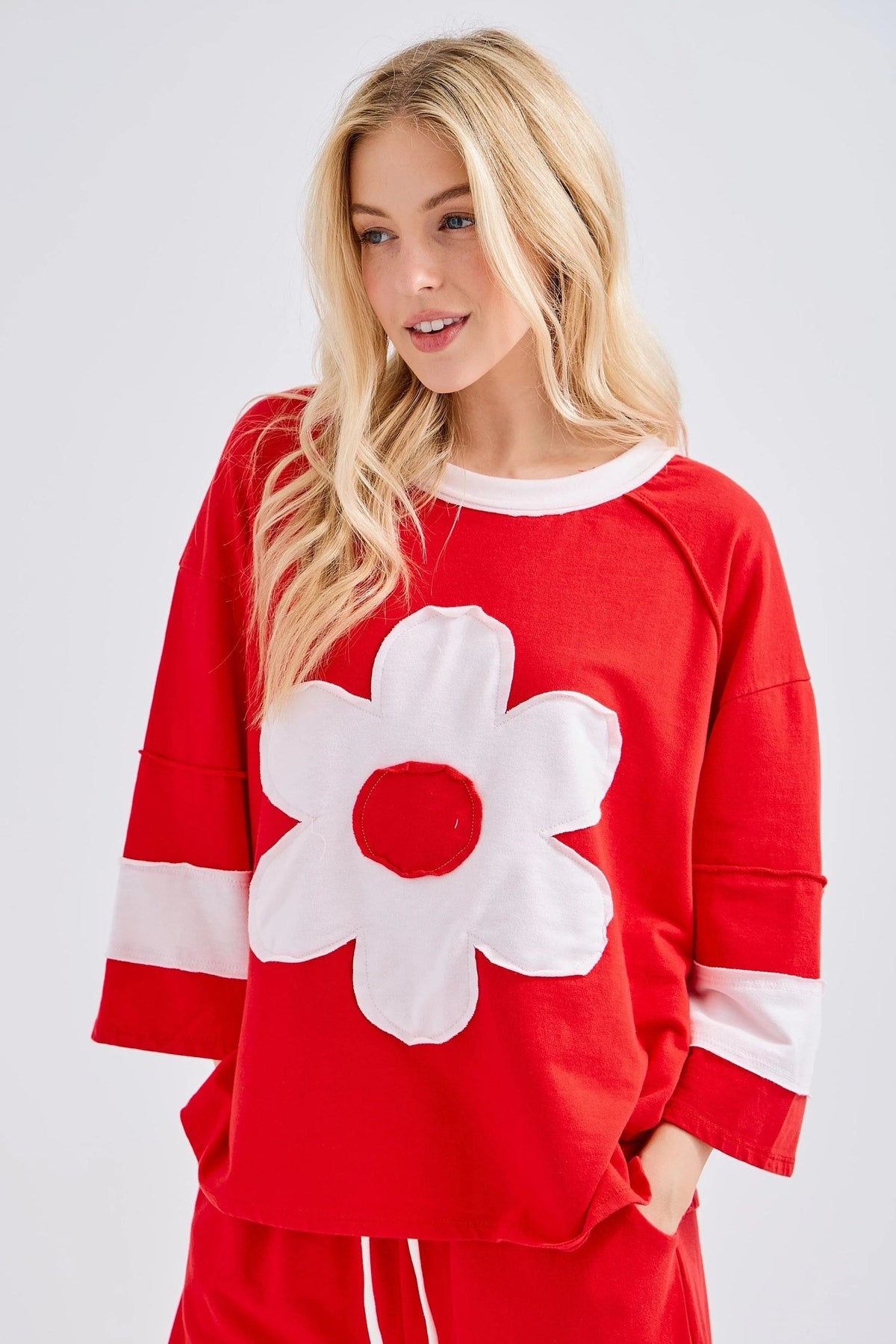 Bold Bloom Pullover in 3 Colors *Final Sale*