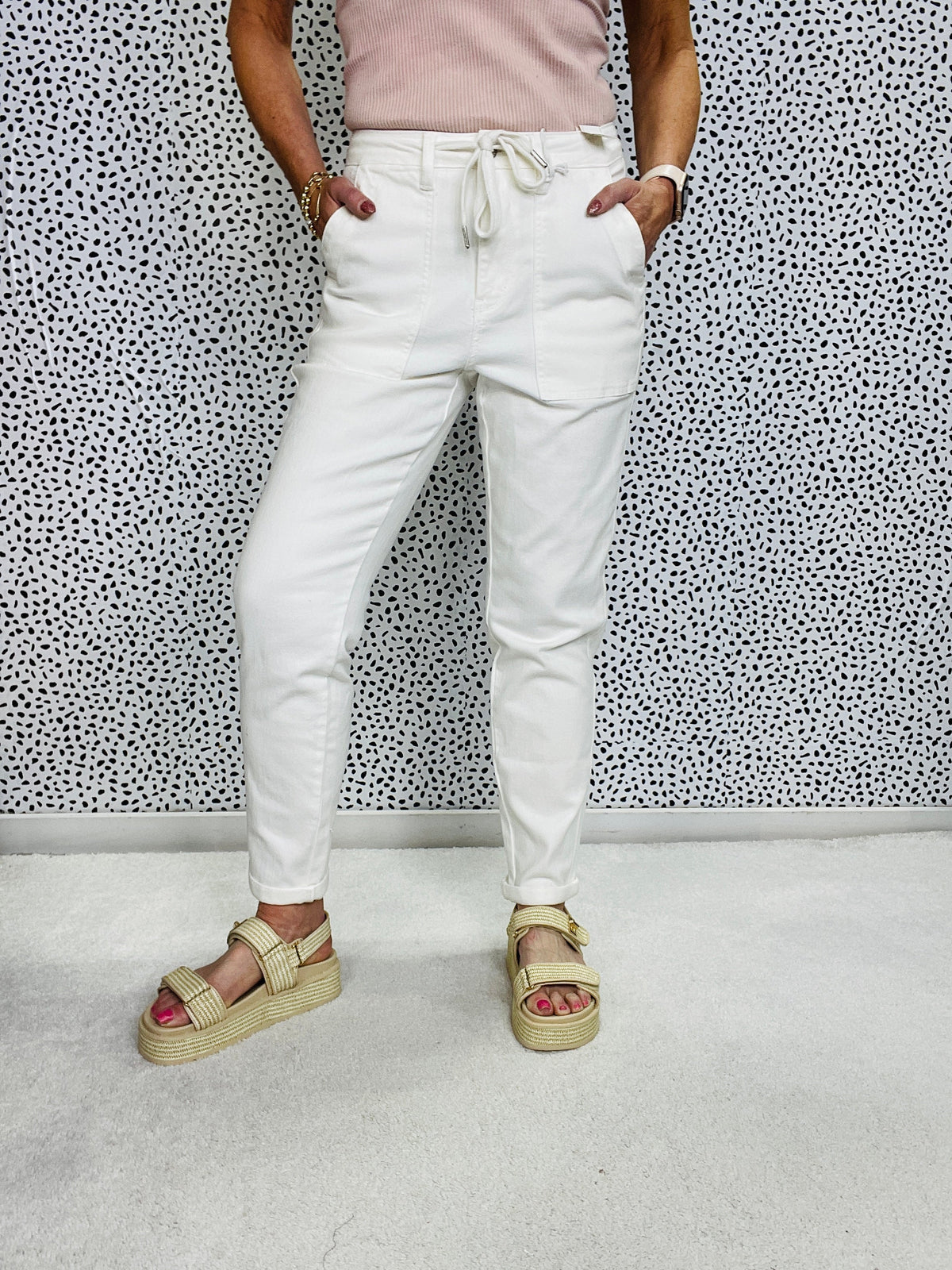 Judy Blue Charlie High Rise Contrast Thread Jogger in Ivory *Final Sale*