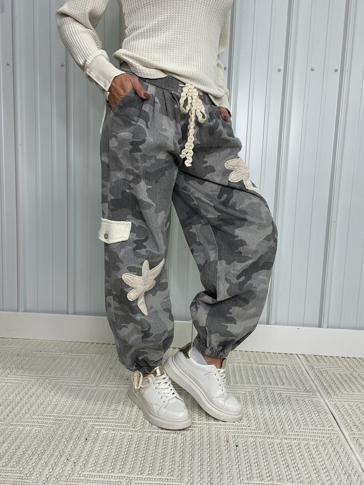 POL Bet On Happy Pattern Pants In 3 Colors