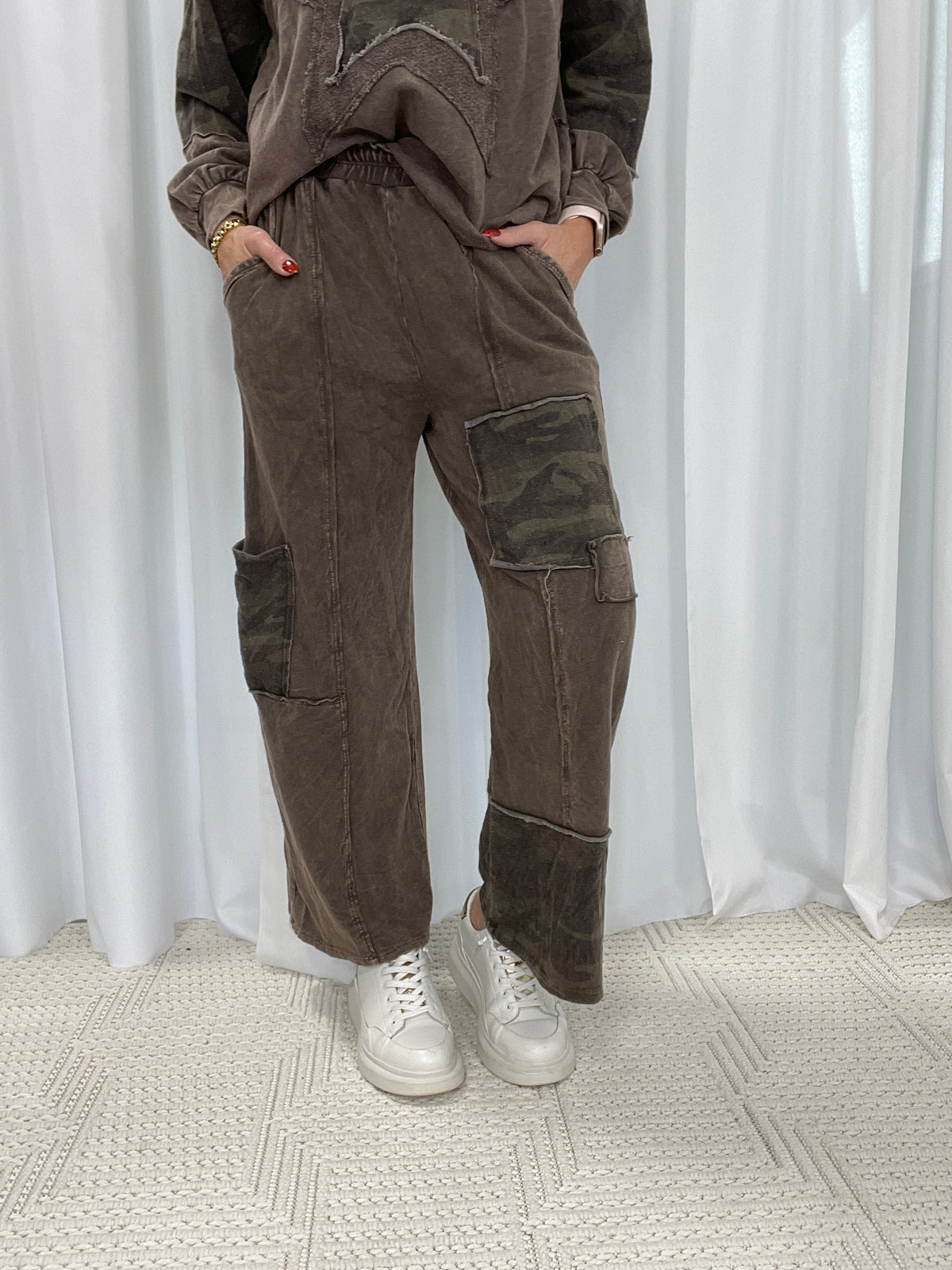 Enjoy Your Day Camo Patch Pants In 4 Colors