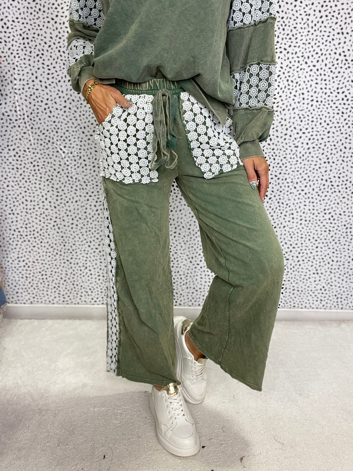 Mineral Wash Floral Daisy Trim Pants In 6 Colors