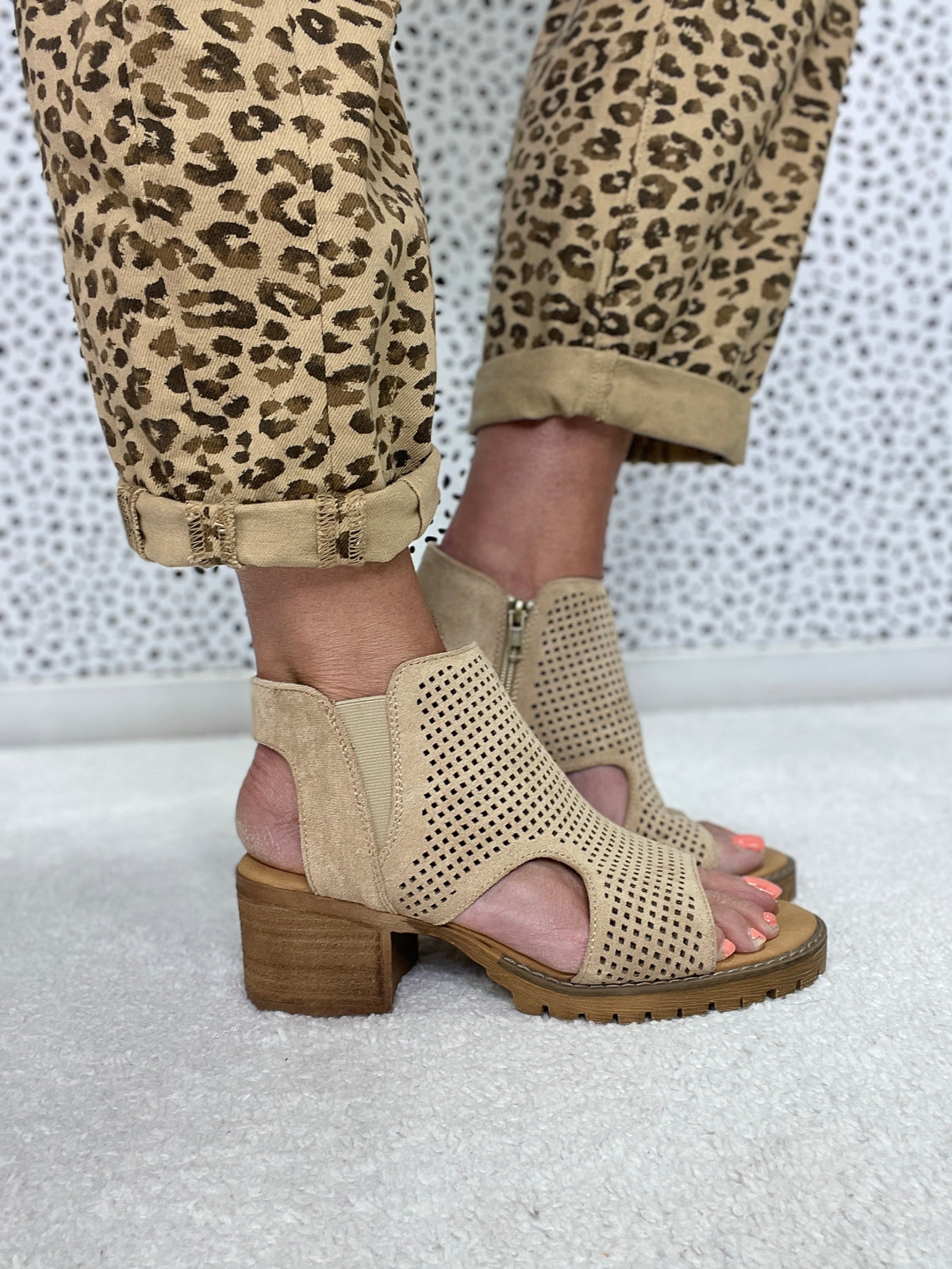 Very G Rustic Vibe Edge Laser Cut Pump Sandals In 2 colors *Final Sale*