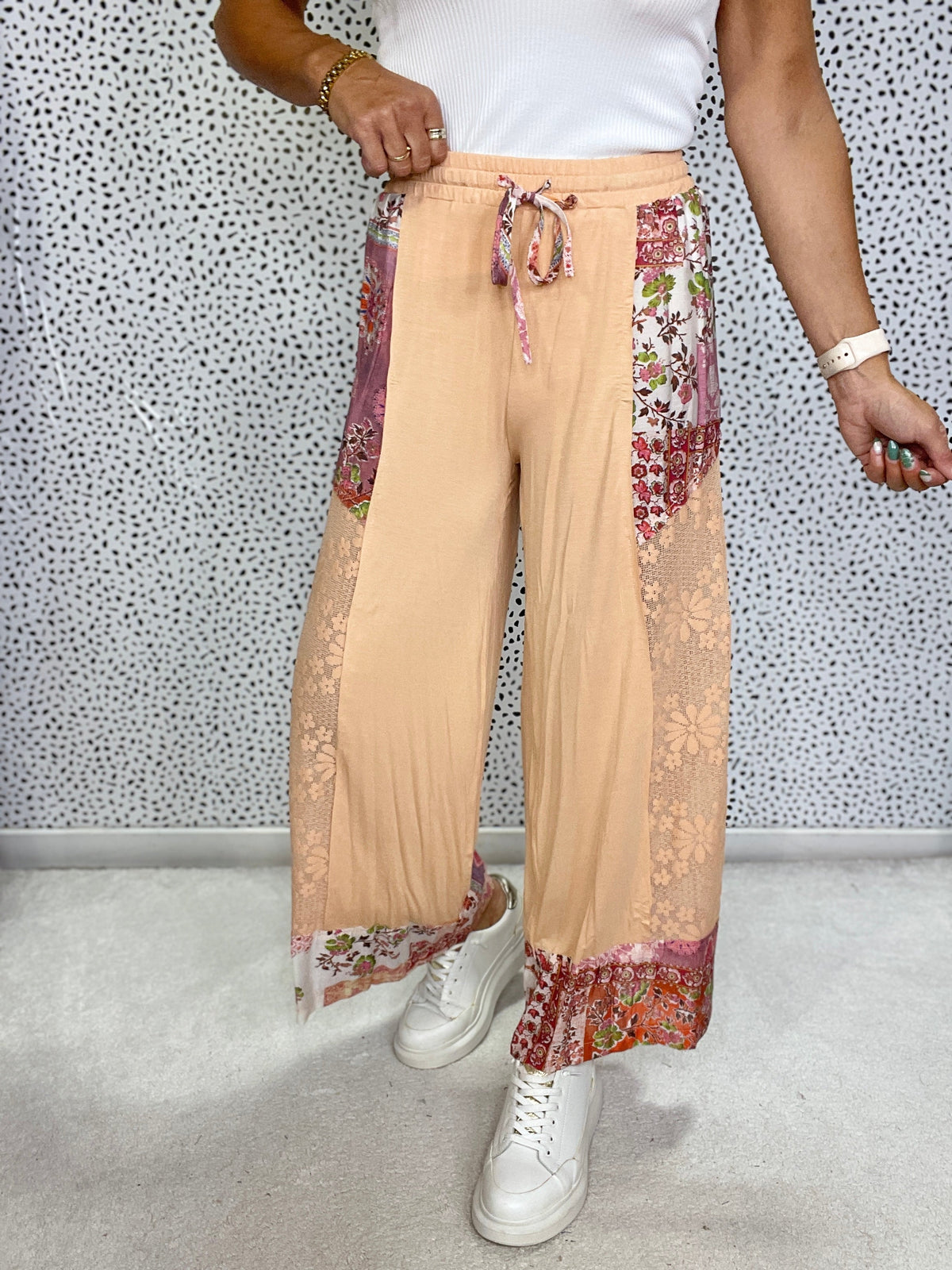 POL Boho Bloom Lace And Floral Print Pants In Apricot