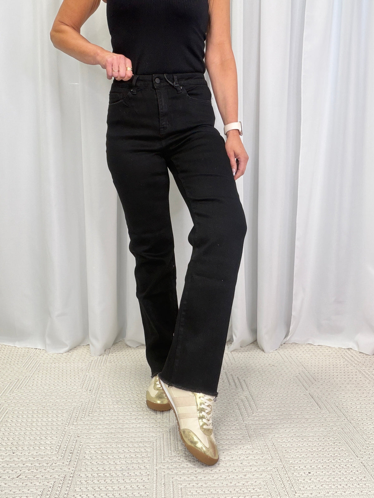 Mica Rylie High Rise With Raw Hem Jeans 251 In Black