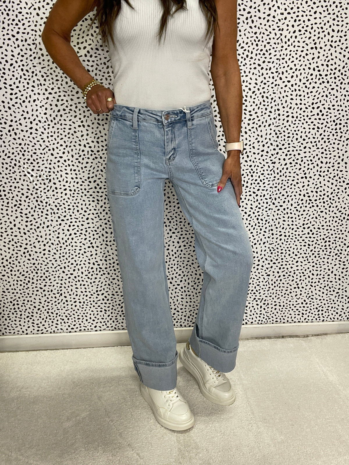 Karese High Rise Cuffed Wide Jeans 690 In Stellar