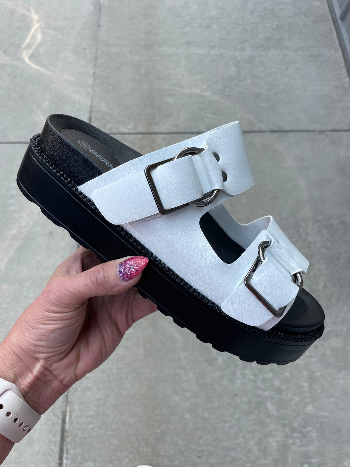 Josie Sandal In 2 Colors *Final Sale*