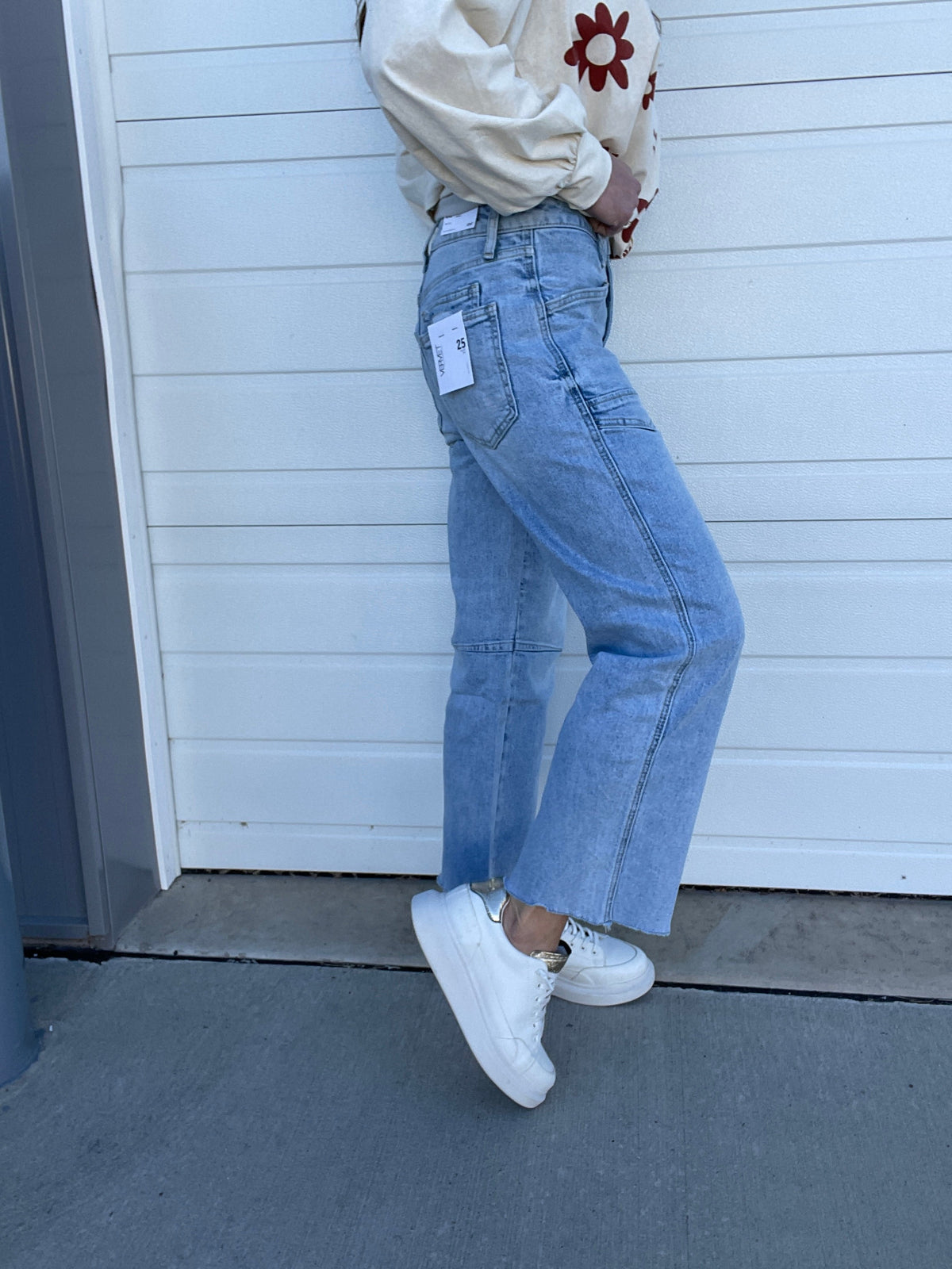 Vervet Kami Super High Rise Barrel Jeans 575 In Heroine