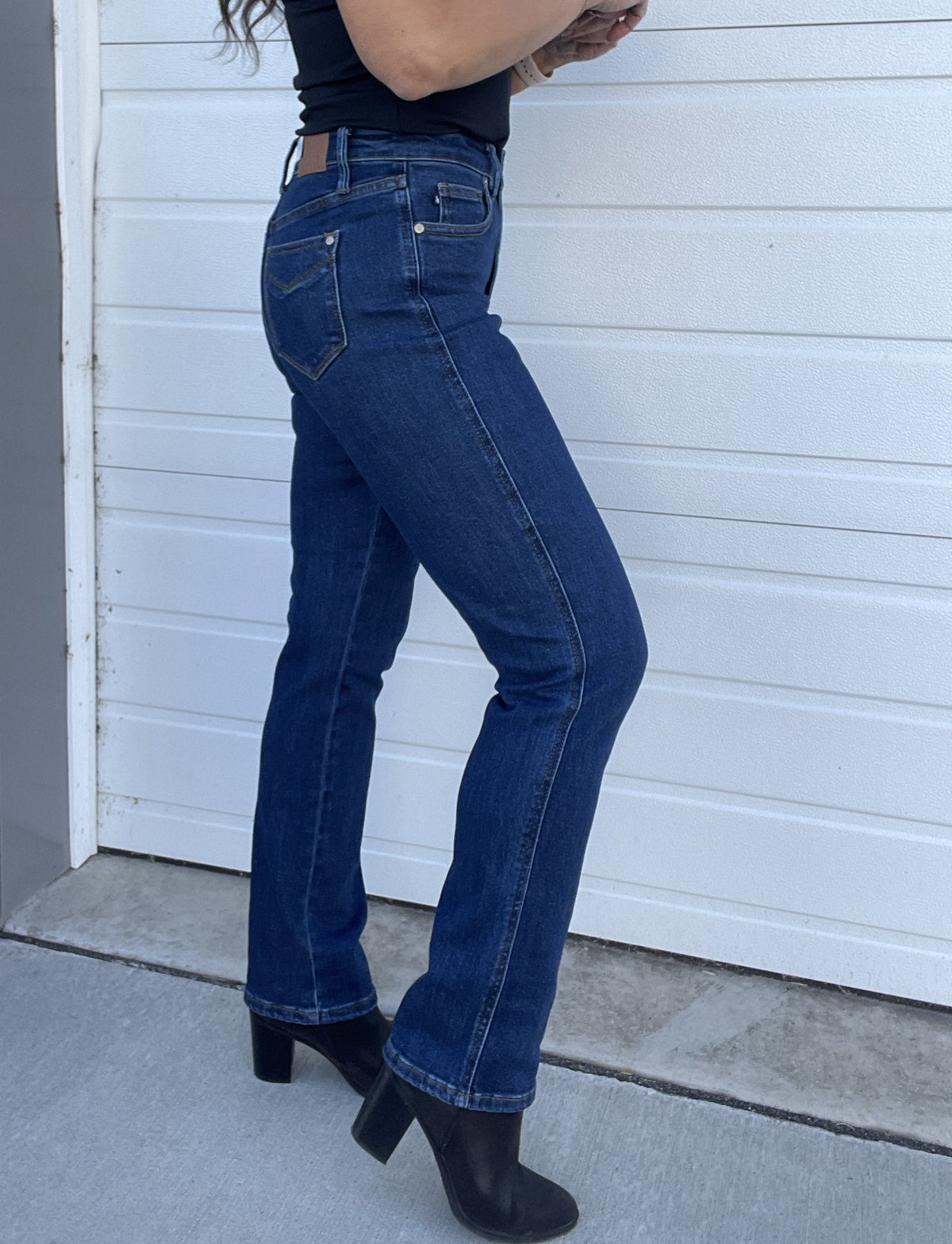 Judy Blue Beverly Tummy Control Classic Straight Leg Jean 575