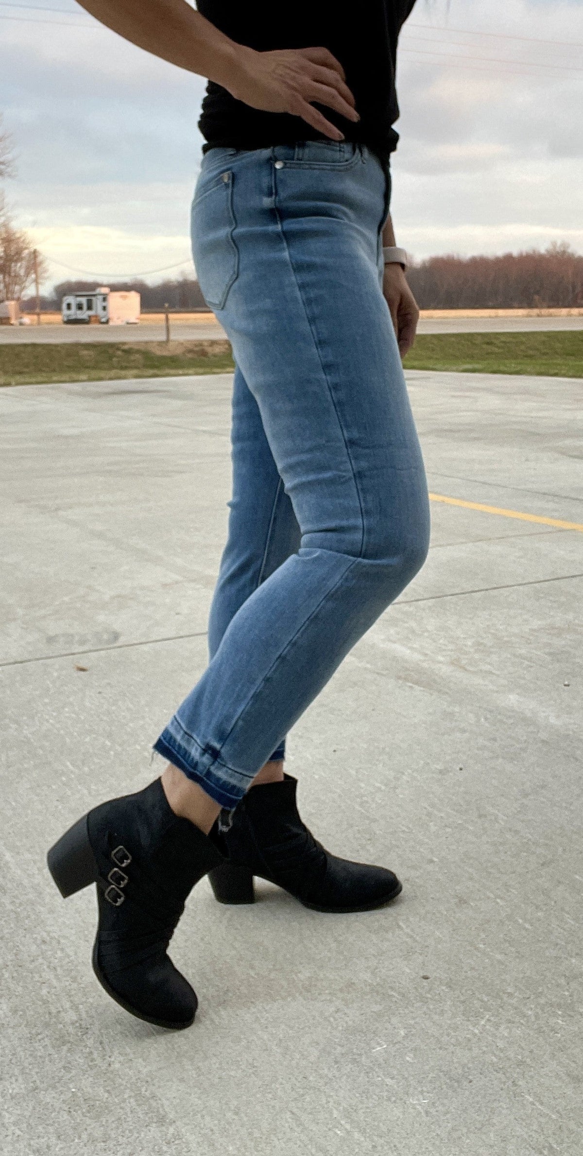 Judy Blue Diana Undone Hem Boyfriend Jean 208 *Final Sale*