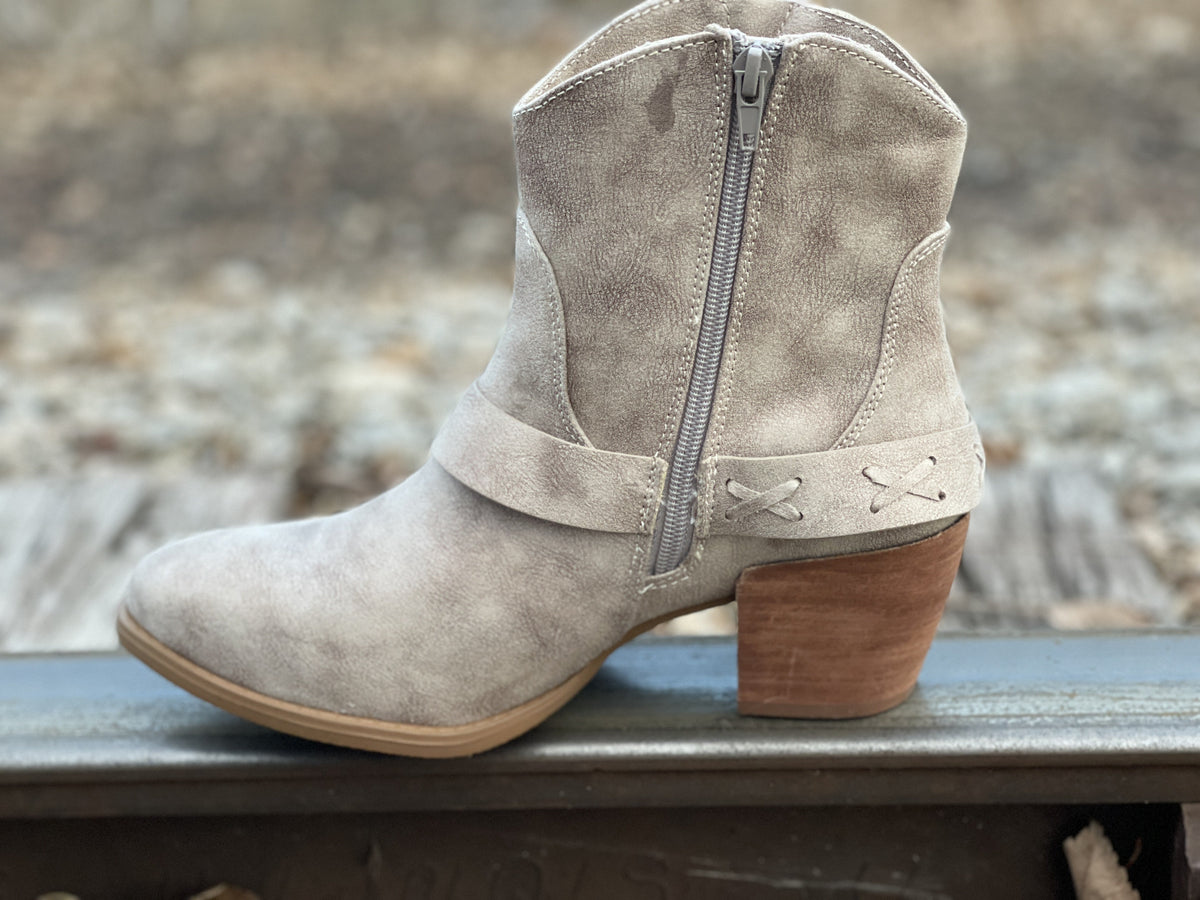 Very G Merlot Low Bootie *Final Sale*