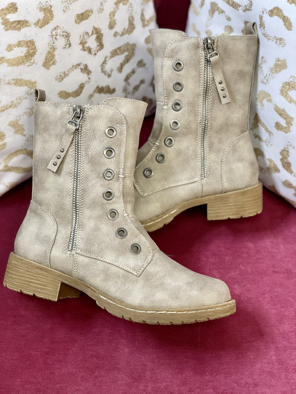 Very G Whitley Vintage Cream Boots *Final Sale*