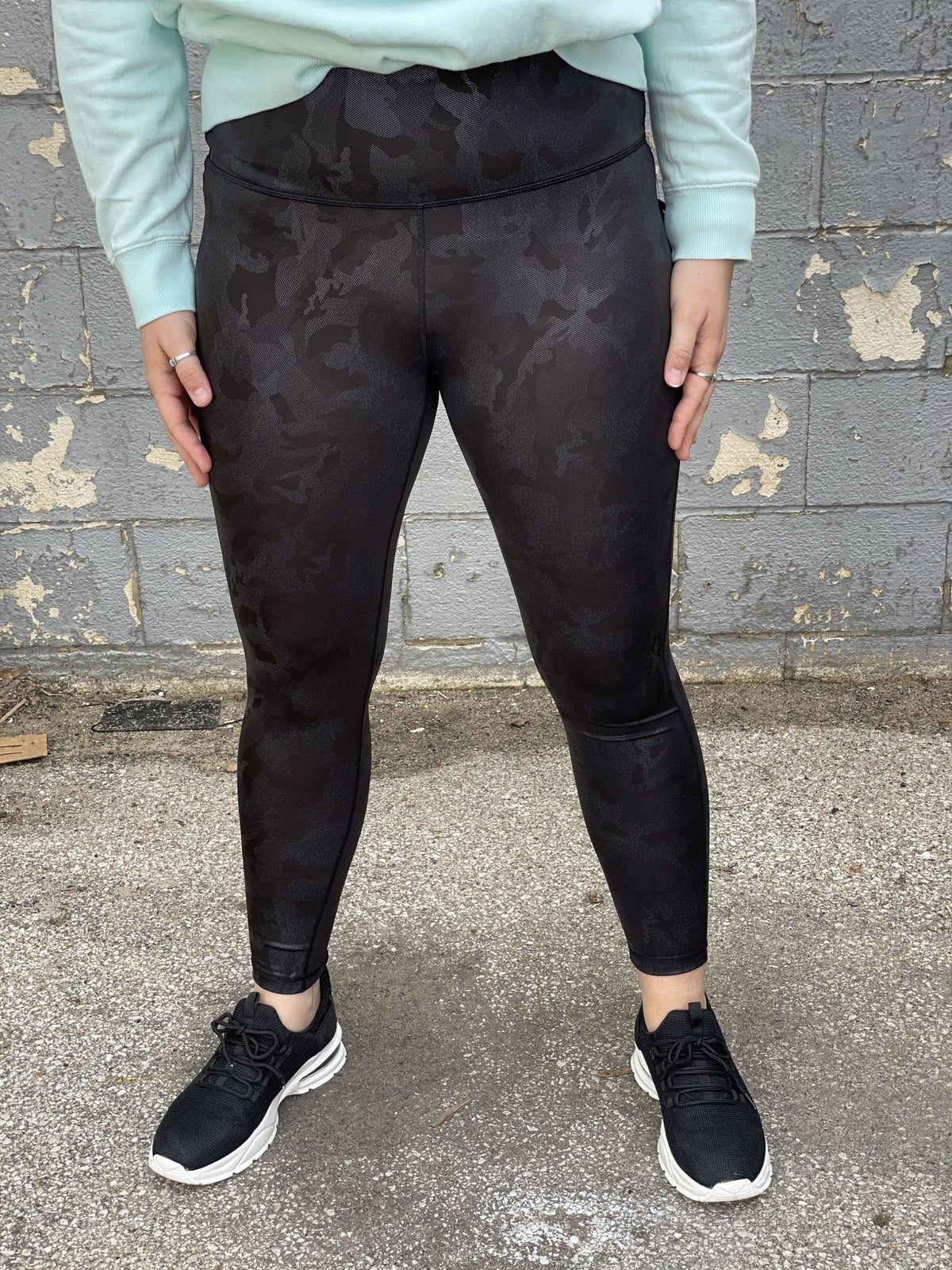Camo Pizzazz Leggings *Final Sale*