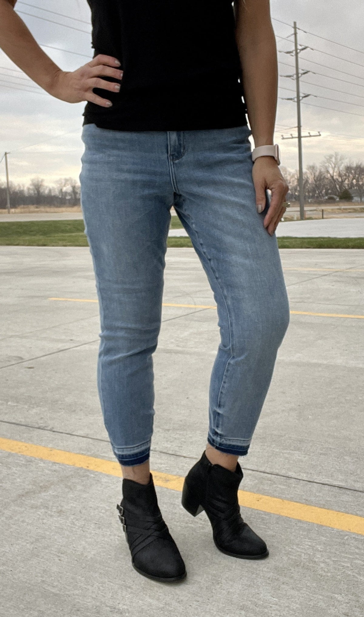 Judy Blue Diana Undone Hem Boyfriend Jean 208 *Final Sale*