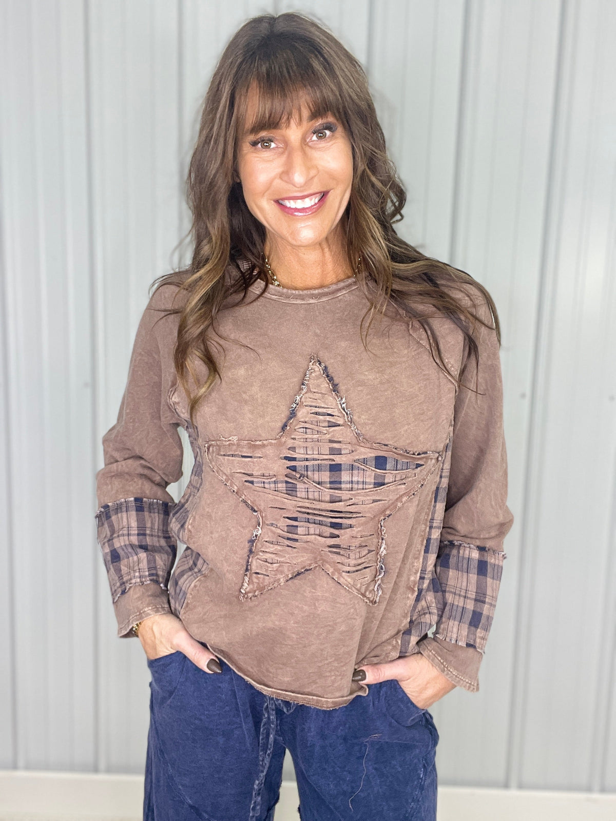 Shiny Day Star Patch Top In 3 Colors
