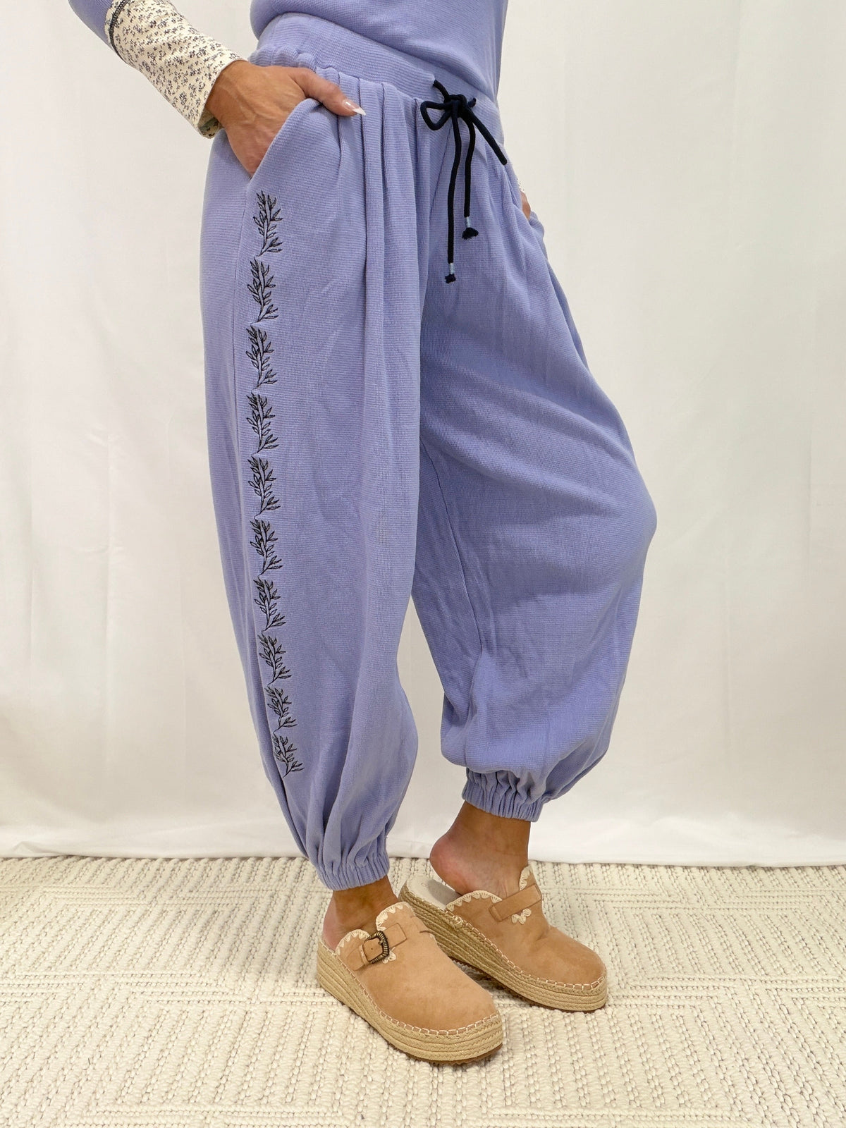 Pol Ember Relaxed Knit Pants