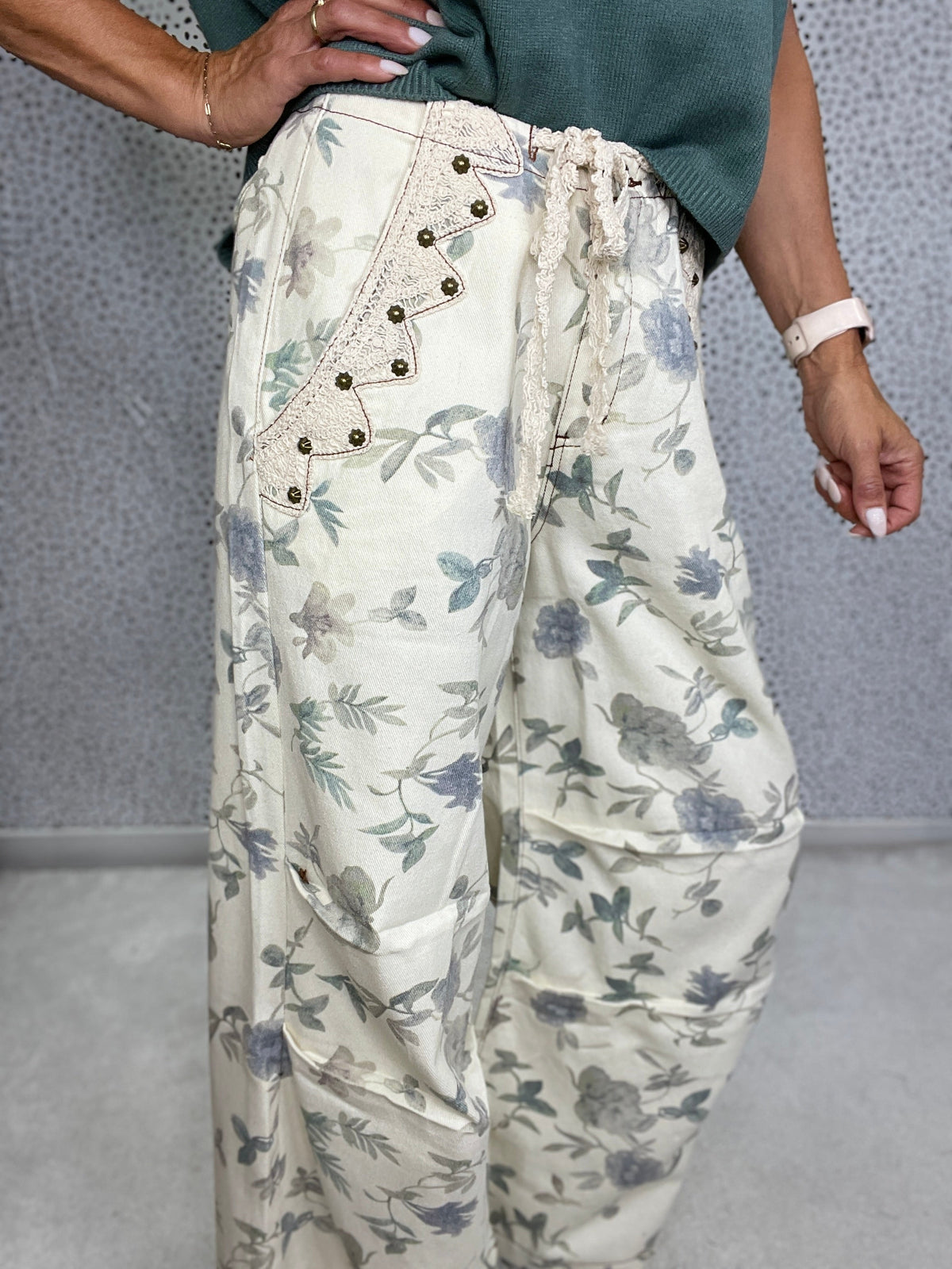 Pol Wildflower Dusk Wide-Leg Pants