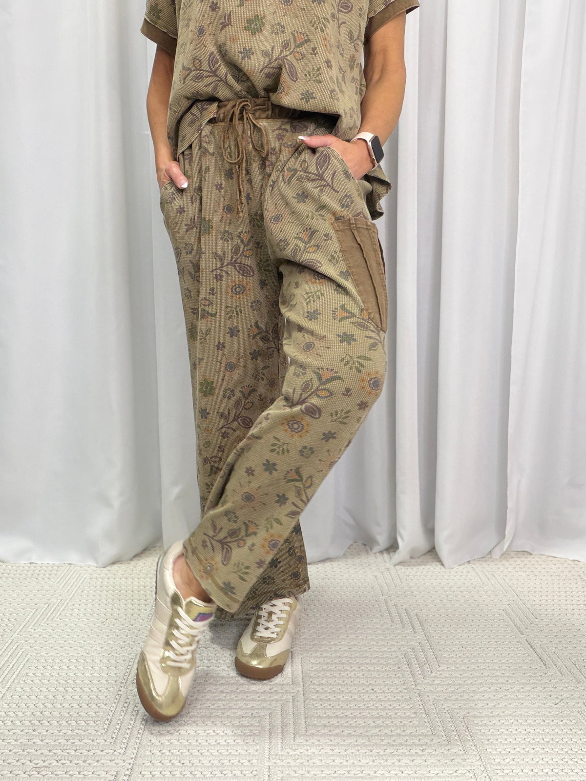 Another Great Day Waffle Printed Pants In Olive
