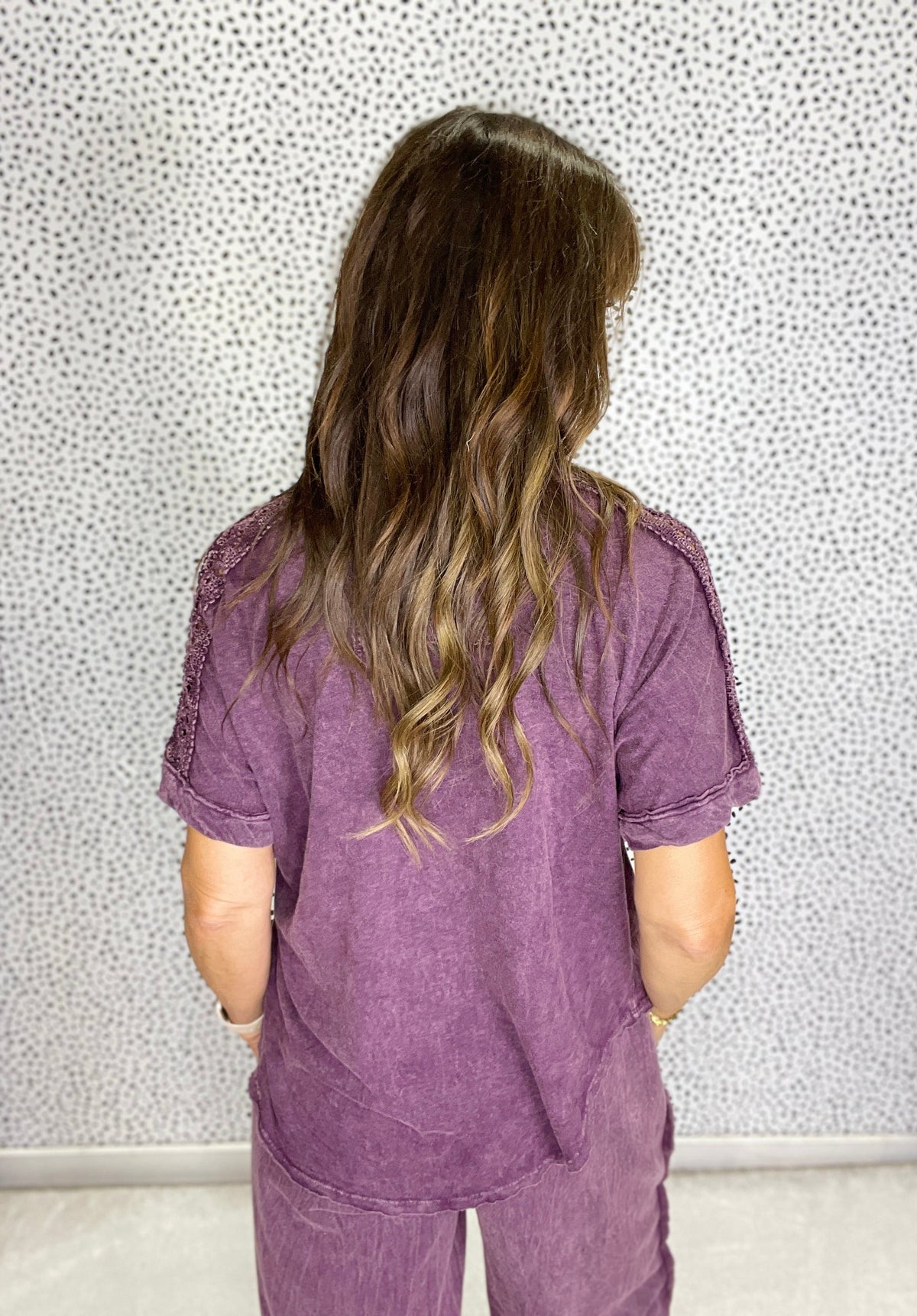 Simple Wishes Mineral Washed Tee In 2 Colors *Final Sale*