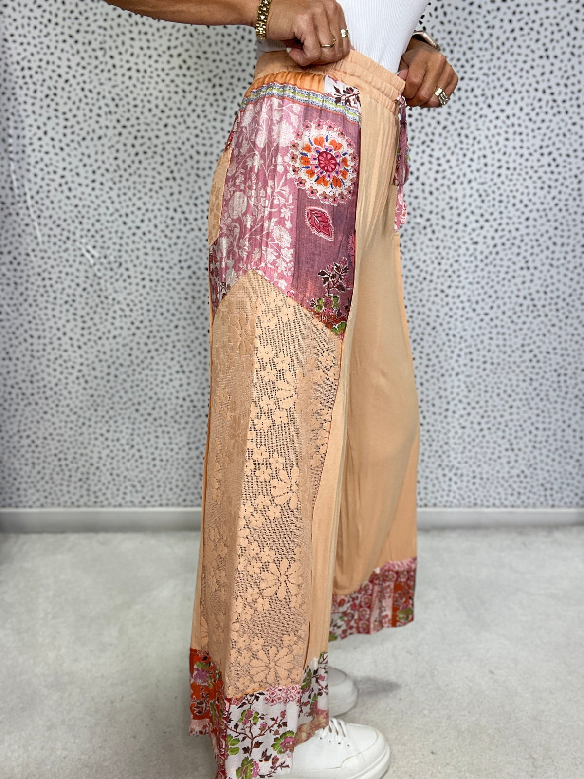 POL Boho Bloom Lace And Floral Print Pants In Apricot