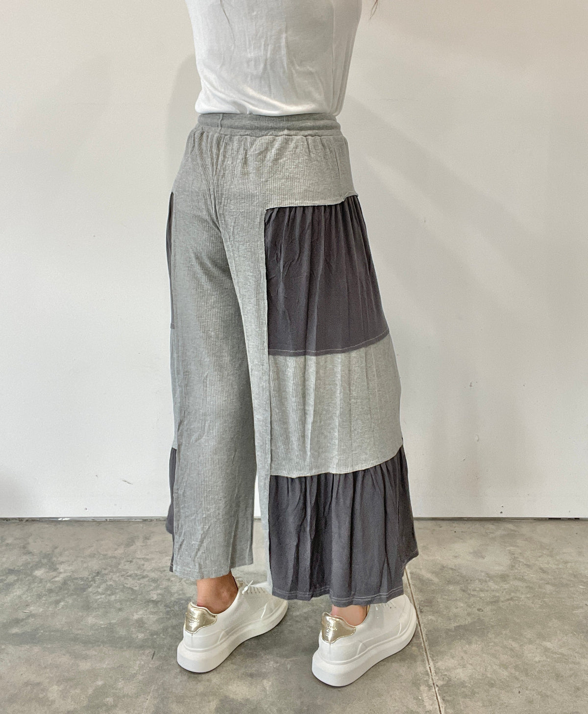 Pol A Little Bit Of Paradise Wide Leg Crop Pants In 5 Colors: Black, Grey, Pink, Mocha, Ivory