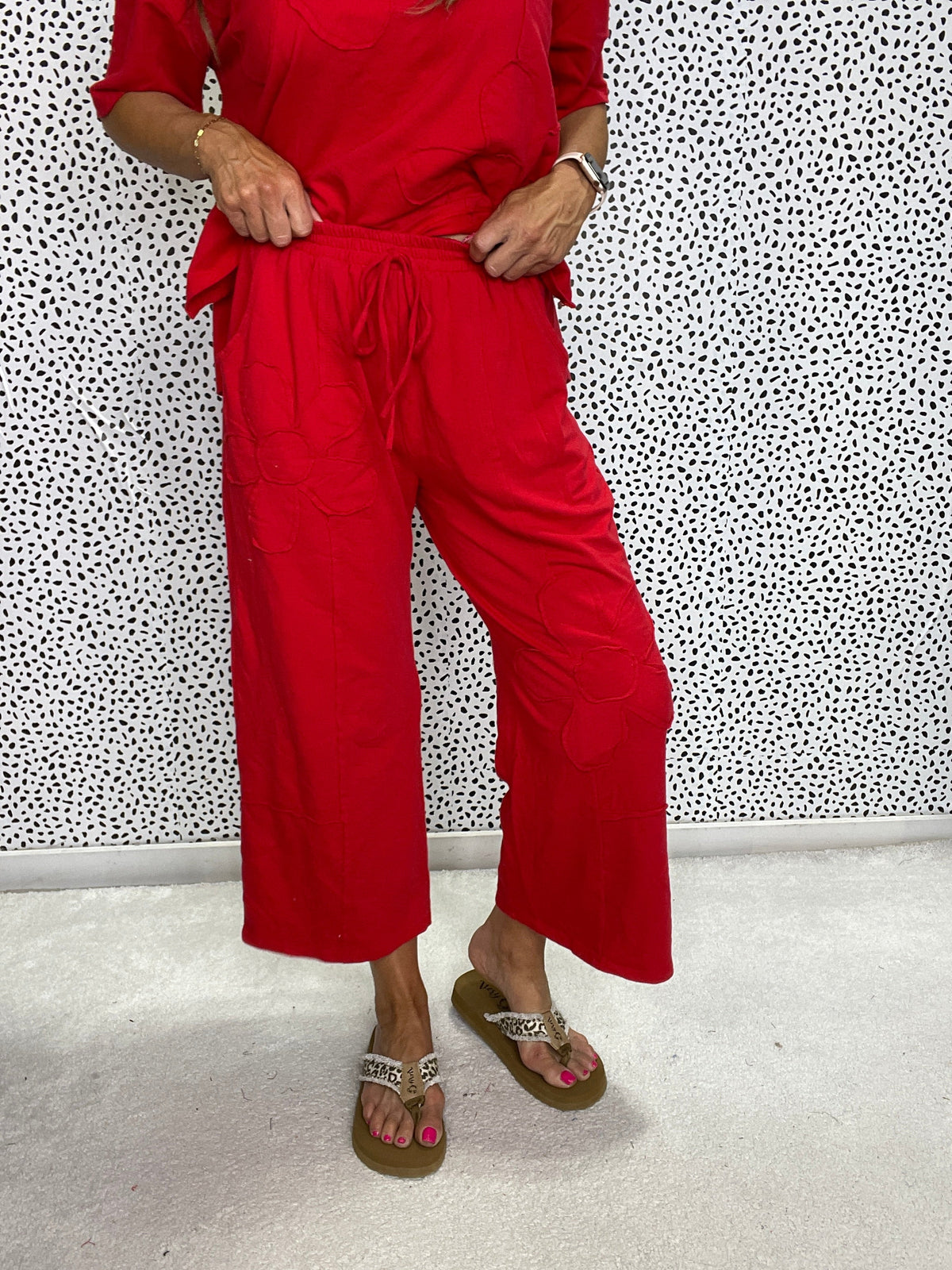 Solid Double Flower Patched Washed Pants In 2 Colors