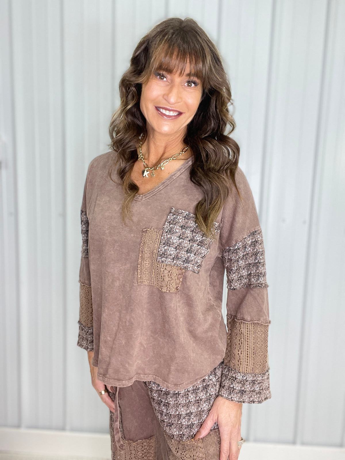 Lace Whisper Pocket Top In 2 Colors